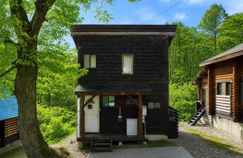 Myoko Apartment | green bell