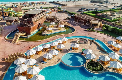 Dawwar Saqr Hotel | Green Leaves Aqua Park Beach Resort North Coast
