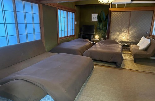 Shimonoseki Apartment | Guest House "Ro"Ikura