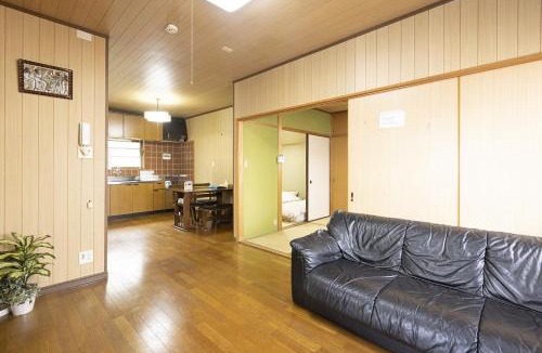Higashi-ku Apartment | Guest House Shine Bright