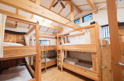 Kanko Cho House | Guest House Wakabaya