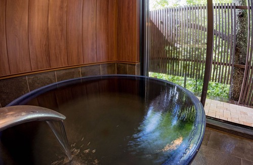Yufuin Onsen Cabin | Guest room with hot spring dome tent 1 night /Yufu Ōita