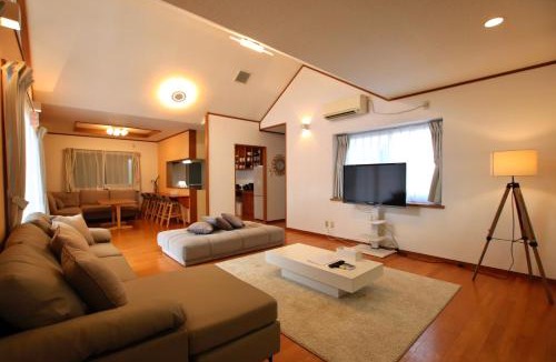 Taira House | Guesthouse Akabana