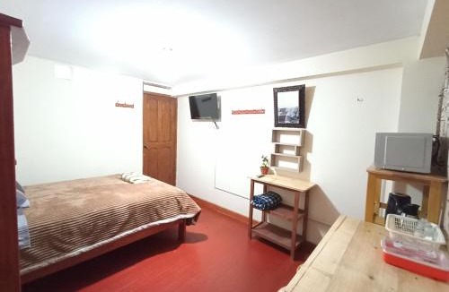 Cusco Historic Center House | habitación acogedora con baño privado