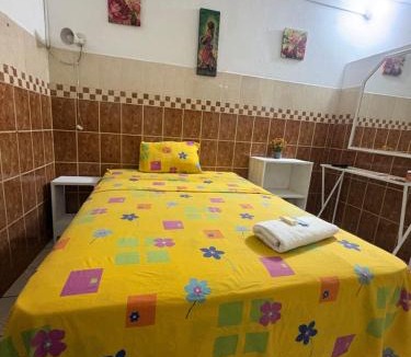 Iquitos House | Habitación céntrica AC,TV 2p