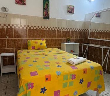 Iquitos House | Habitación céntrica AC,TV 2p