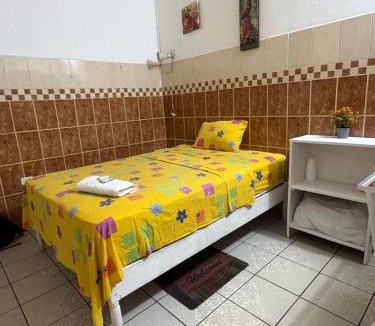 Iquitos House | Habitación céntrica AC,TV 2p