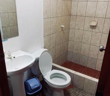 Callao Bed & Breakfast | Habitación cama queen