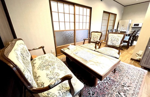 Hakone House | Hakone Lake Side Villa & Hot Springs