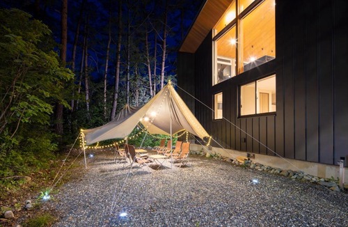 Hakuba Ski Chalet | Hakuba Jade Chalet by Jade Villa