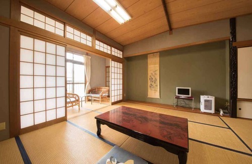 Higashi-ku Hotel | Hamakoya