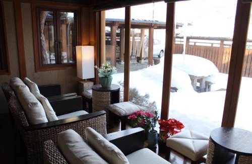 Tsumagoi Hotel | Hanaichi
