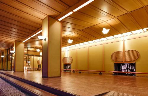 Minami Hotel | HanaMOMIJI