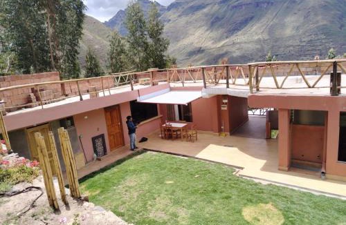 Pisac Hostel | Hatun Apu Center Casa de Ayahuasca y San Pedro