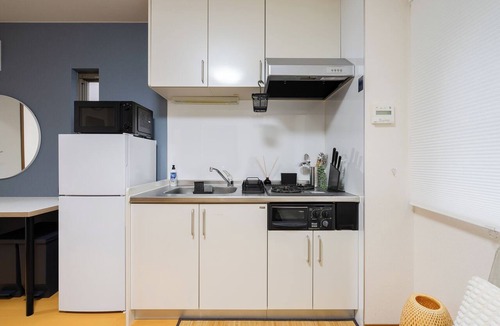 Nishi Apartment | Healing space with greenery/Close to station/5 min. to Shinsaibashi!