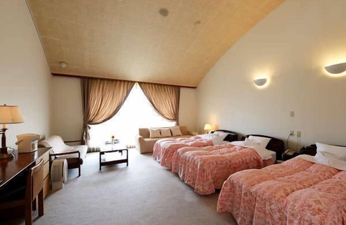 Hokuto Hotel | Heidi's Village