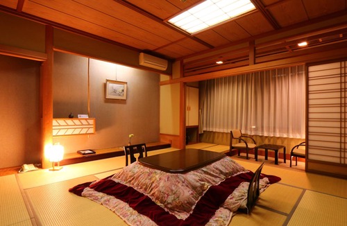 Hitoegane House | Hina no Yakata Matsunoi