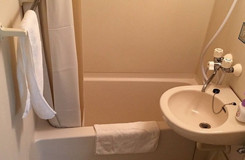 Hiroshima City Centre Apartment | Hirose into F / Hiroshima Hiroshima
