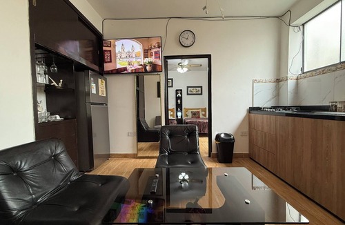 Lima Historic Center Apartment | Historic Lima Hideaway: Renovated 1BD Suite