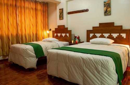 Santa Teresa Hostel | Hospedaje Plaza