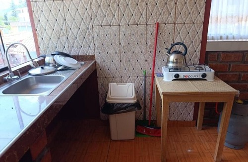 Urubamba Hostel | HOSTAL AYLLU CON COCHERA
