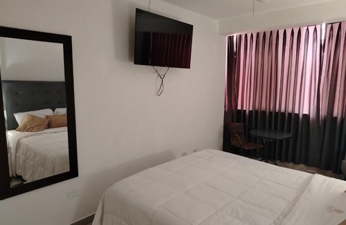 Pisco Hotel | Hostal Mirador