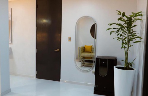 Vista Alegre House | Hostal VROSSE