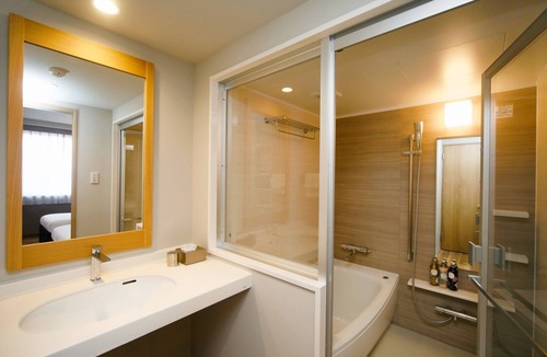Ueno Hotel | Hot Cross Point SANTA MONICA