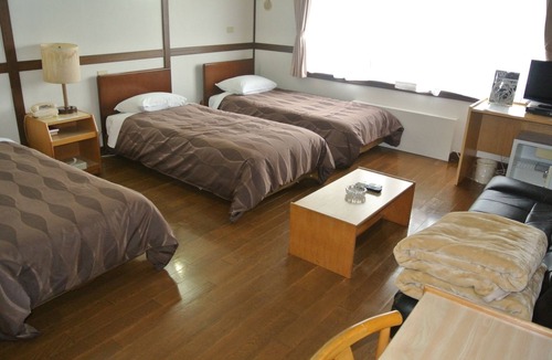 Moriyama Hotel | Hotel Biwako Plaza