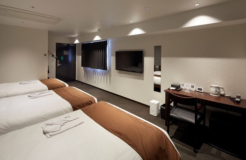 Higashikujo Kitakarasumacho Hotel | Hotel Briller