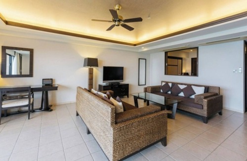 Fuchaku Hotel | Hotel Building Premium Suite Hollywood Double C/Kunigami County Okinawa