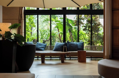 Fuchaku Hotel | Hotel Building Premium Suite Hollywood Double C/Kunigami County Okinawa