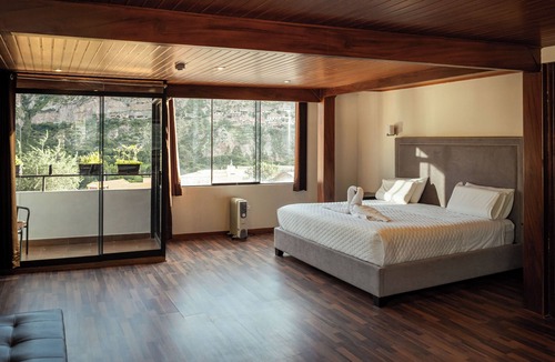 Urubamba Hotel | Hotel California Urubamba