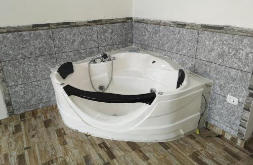 Caraz Hotel | Hotel el sol Caraz