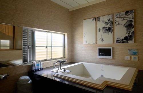 Ube Hotel | HOTEL EUROPE 宇部 -Adult only- Love Hotel