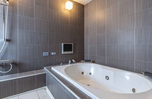 Toyonaka Hotel | HOTEL felice Osaka Itami airport