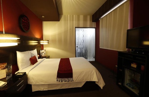Independencia Hotel | Hotel Ginebra