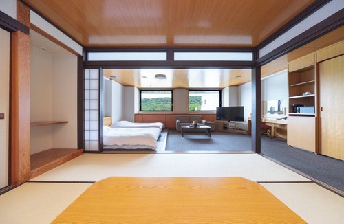 Niseko Hotel | Hotel Kanronomori