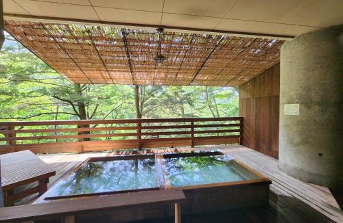 Kinugawa Onsen Hotel | Hotel Manyotei
