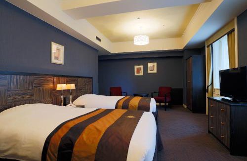 Karasumaoike Hotel | Hotel Monterey Kyoto