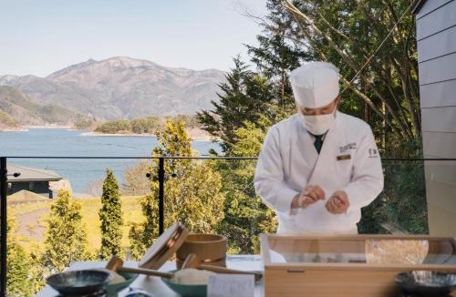 Fujikawaguchiko Villa | hotel norm air