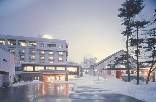 Yamanouchi Hotel | Hotel North Shiga