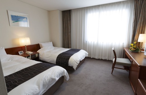 Fujuoka Cho Hotel | Hotel Pearl Garden