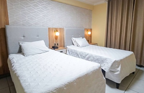Tacna Hotel | Hotel Plaza by DOT Light
