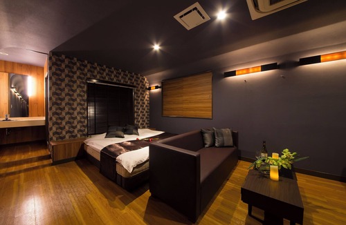 Toyonaka Hotel | HOTEL RAFFINE - Adults Only