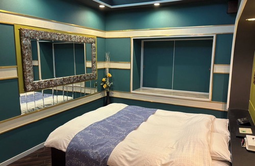 Hitachi Hotel | Hotel Roomer - Adults Only