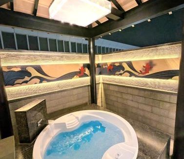 Midori Ward Hotel | Hotel Royalton
