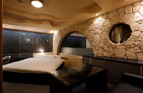 Midori Ward Hotel | HOTEL ROYALTON