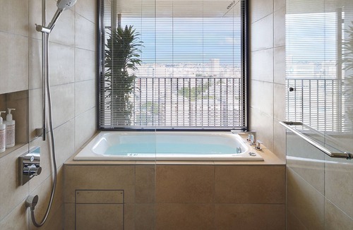 Naha City Centre Hotel | Hotel Strata Naha