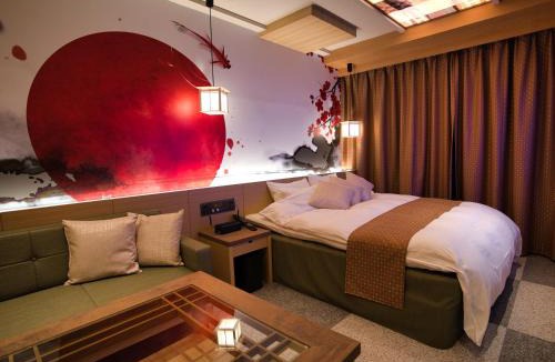 Kanie Hotel | HOTEL The KAISER -全室人工ラドン温泉-